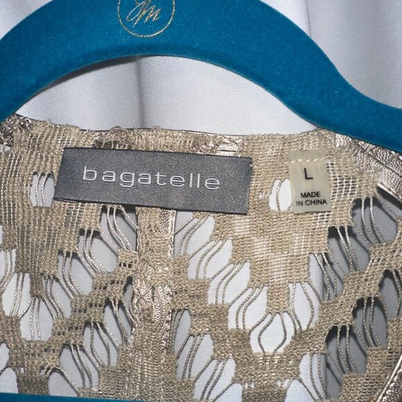 NWT Bagatelle Woman's Golden Metalli Lace Cut Out Zip Up Jacket 100% Poly - Picture 4 of 14